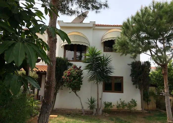 Natalia ヴィラ アヤナパ